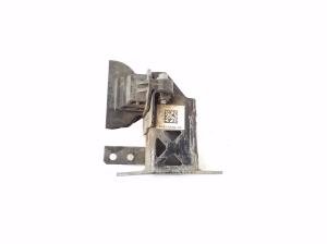 Fixation de radiateur - HK838A292AA