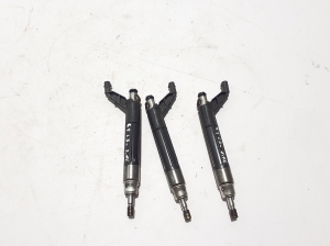   Fuel injector  - 06M906036AE 