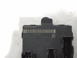 Peugeot 308 III (2021–2026) Front door control unit 9851021280 - 2