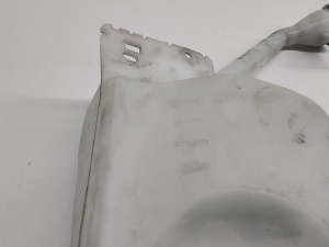 NISSAN Qashqai (2006–2013) Front washer fluid reservoir 28910JD000 - 3