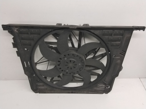 BMW 5 SERIES F10 (2010–2017) Dzesēšanas ventilators un tā daļas 8509740 - 3