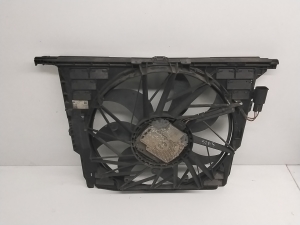 BMW 5 SERIES F10 (2010–2017) Dzesēšanas ventilators un tā daļas 8509740 - 4