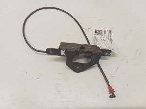 Trunk lid lock - 8408964
