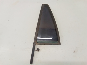 Tagumise külgukse kolmnurkklaas - 43R001582