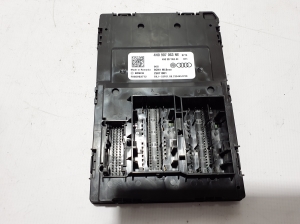 AUDI Q7 (2015–2026) Komforta bloks 4N0907063NE - 2