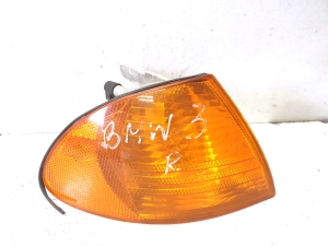 Front fender turn signal - 1315106141