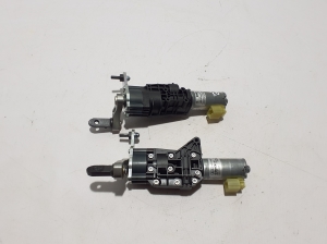   Trunk lid soft-close actuator  -  