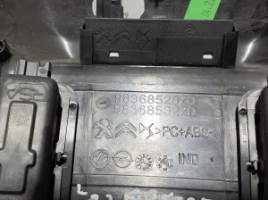 Peugeot 308 III (2021–2026) Other lighting 98368529ZD - 3
