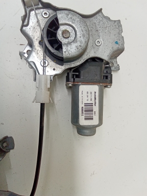 NISSAN Navara (2005–2015) Aizmugurējo durvju logu pacēlājs 119043 - 3