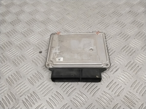 Volkswagen Passat B7 (2010–2014) Engine control unit 03L907309AE - 2