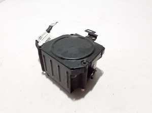 VOLVO XC40 (2017–2026) Control unit 32300818 - 3