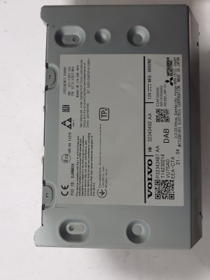 VOLVO XC40 (2017–2026) Radio (head unit) 32343487 - 2