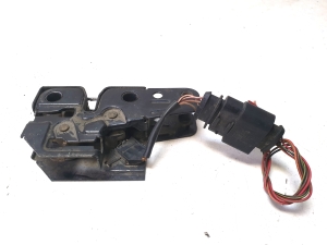 Volkswagen Touareg I (2002–2010) Hood latch 7L0823509A - 3