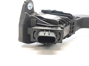 Suzuki Baleno II (2015–2026) Accelerator pedal 4940068P50 - 3