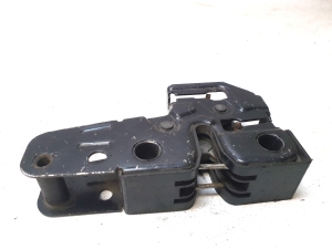 Porsche Cayenne (2002–2010) Hood latch 7L0823509B - 3