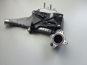 TOYOTA CHR (2016–2026) Vahejahuti radiaator 1270001330 - 2