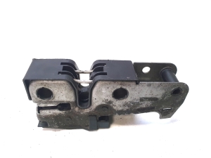 Volkswagen Passat B7 (2010–2014) Hood latch 3C1823187 - 2