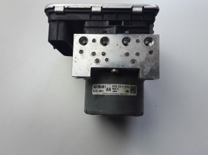 Mitsubishi Outlander (2012–2021) ABS unit 4670B481 - 3