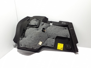 VOLVO XC40 (2017–2026) Trunk side trim panel 32310614 - 3