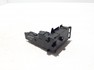 VOLVO XC40 (2017–2026) Pluskabel-Klemme 32331512 - 2