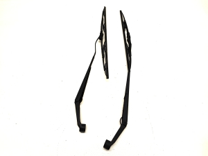 Suzuki Baleno II (2015–2026) Windshield wiper arm - 2