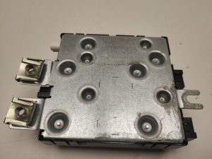 Mercedes Benz CLS-Class 218 (2011–2018) Antenna amplifier A2189058500 - 2