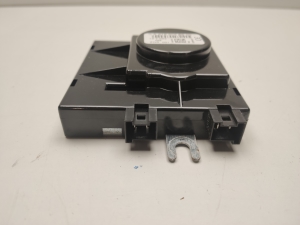 Mercedes Benz CLS-Class 218 (2011–2018) Antenna amplifier A2189058500 - 4