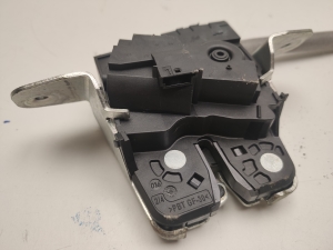 Mercedes Benz CLS-Class 218 (2011–2018) Trunk lid lock A2047400735 - 3