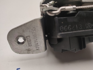 Mercedes Benz CLS-Class 218 (2011–2018) Trunk lid lock A2047400735 - 4