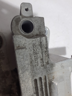 VOLVO XC40 (2017–2026) Engine mount 32267915 - 3