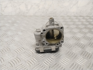 Volkswagen Passat B8 (2014–2023) Drosselklappe 03F133062C - 2