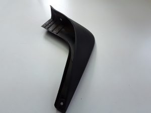 Kia Sportage (2010–2016) Mud flap 868413U001 - 2