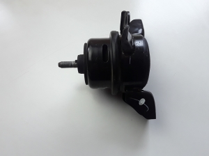 Hyundai i20 (2014–2026) Engine mount 218121J000 - 2
