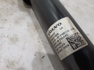 VOLVO XC40 (2017–2026) Stoßdämpfer hinten 32283437 - 2