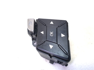 Mercedes Benz E-Class W212 (2009–2015) Steering wheel switch A1669051800 - 3