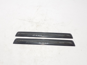 VOLVO XC40 (2017–2026) Inner sill trim 32132599 - 4