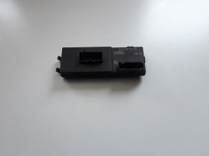 AUDI Q2 (2016–2026) Trunk lid control module 5Q0959107AB - 3
