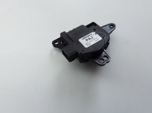 Kia Sportage (2016–2021) Stellmotor Heizungsklappe D266NFFAA01 - 3