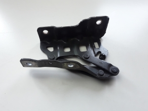 Kia Sportage (2016–2021) Hood hinge 79110D9000 - 4
