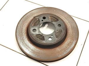 Bremsscheibe vorne - 