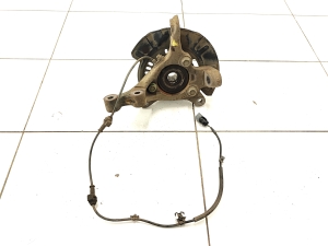 Suzuki Baleno II (2015–2026) Front wheel hub - 3