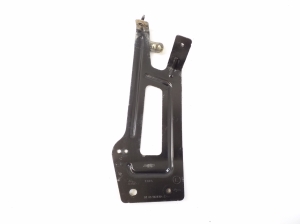 Aizmugurējā bampera kronšteins - HK83102A99AC