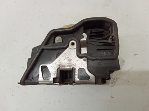 BMW 5 SERIES E60 (2003–2010) Front door lock 7202145 - 2