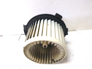 Peugeot 307 I (2000–2009) Heater blower motor 142122500 - 2