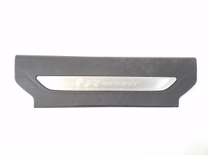  Inner sill trim  - HK8M13200BB 