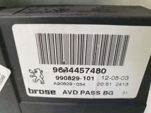 Peugeot 307 I (2000–2009) Front door window regulator motor 9634457480 - 2
