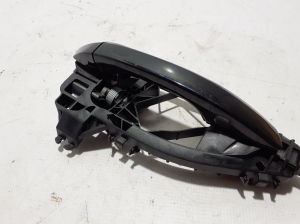AUDI A6 C8 (2018–2025) Front door external opening handle and its details - 3