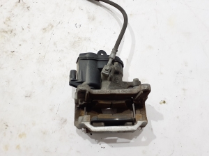 AUDI A6 C8 (2018–2025) Tagumine pidurisadul 8W0615403N - 3