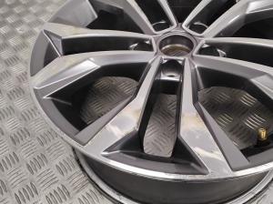 Volkswagen Passat B8 (2014–2023) Riteņa disks 3G0601025G - 2