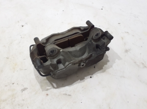 AUDI A6 C8 (2018–2025) Eesmine pidurisadul 8W0615108C - 2